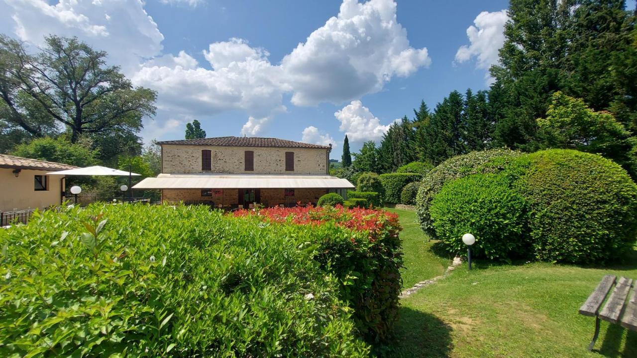 Country Hotel Poggiomanente Umbertide Exteriör bild