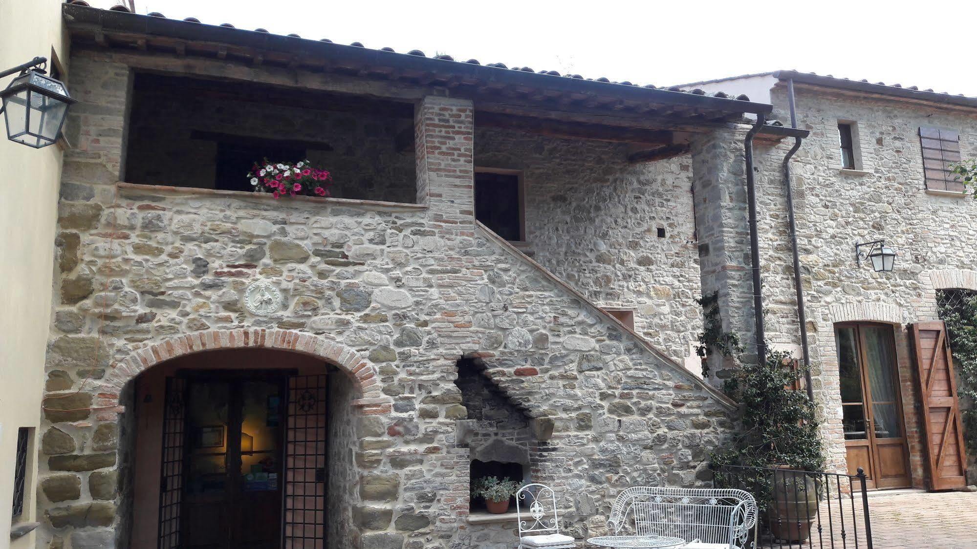 Country Hotel Poggiomanente Umbertide Exteriör bild