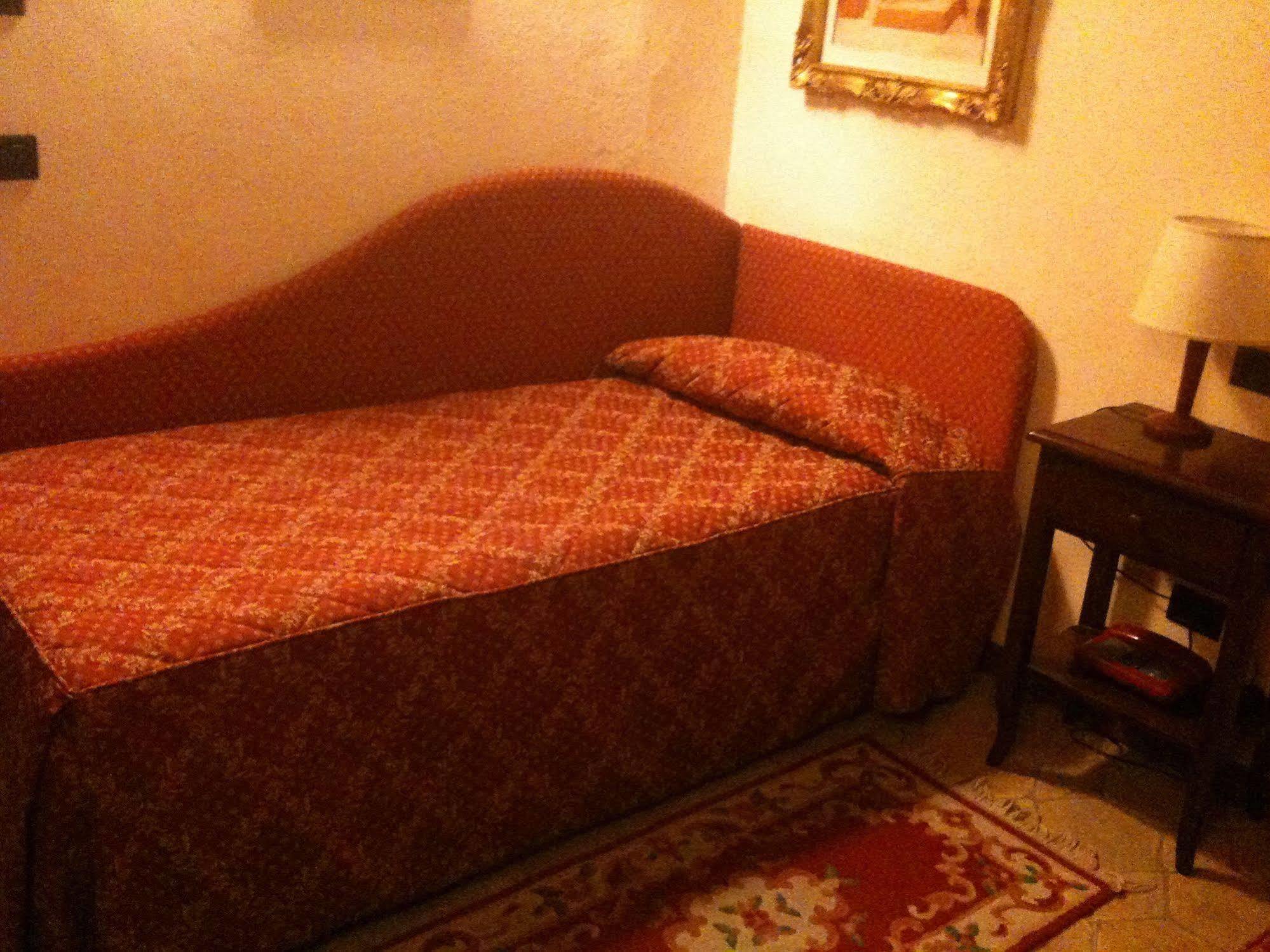 Country Hotel Poggiomanente Umbertide Exteriör bild