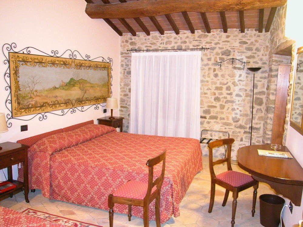 Country Hotel Poggiomanente Umbertide Exteriör bild